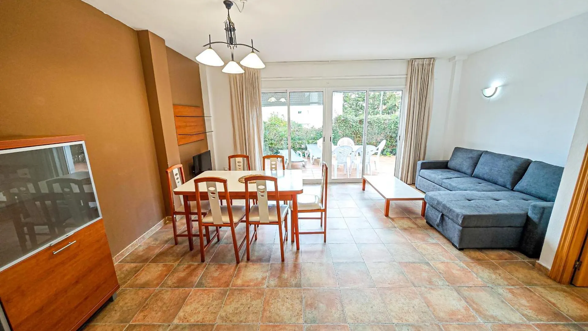 Litoral Costa Dorada - Las Cumbres Only Families سالو